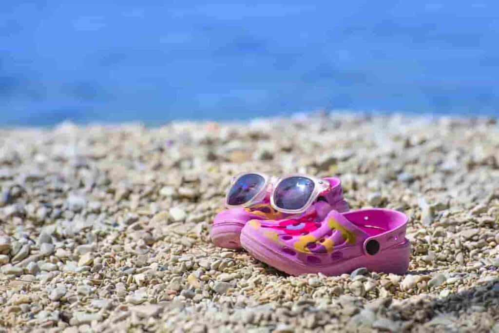 Are crocs good for the beach