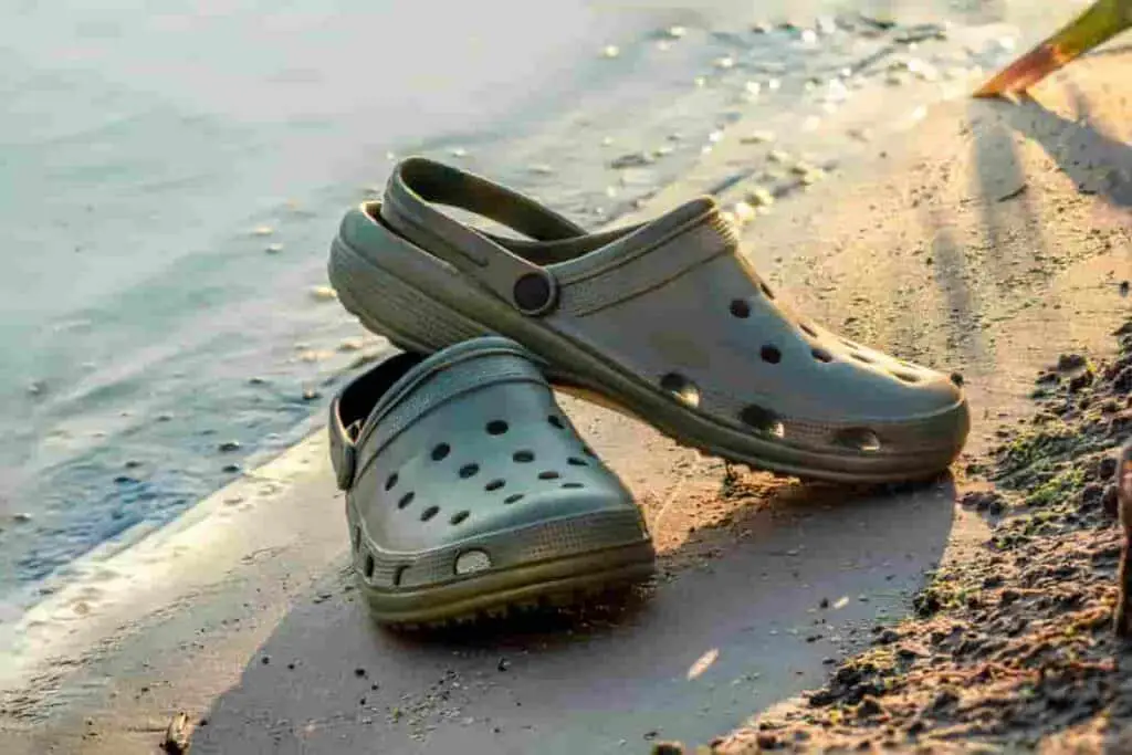 Can I Wear Crocs to the Beach 