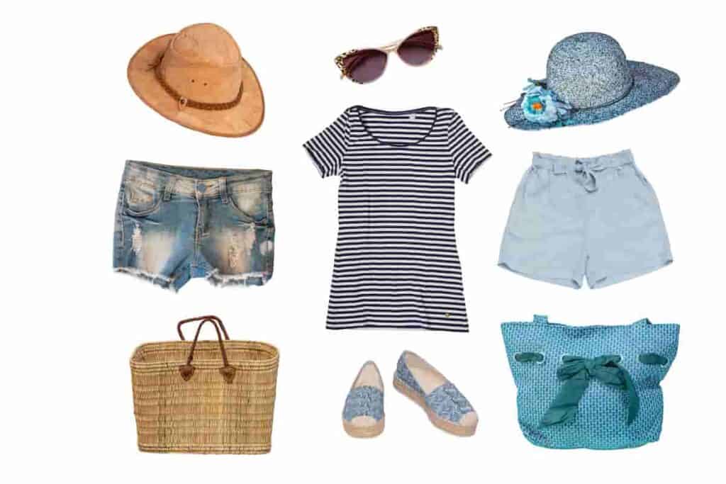 ideas and outfits for girls to wear for beach day at school