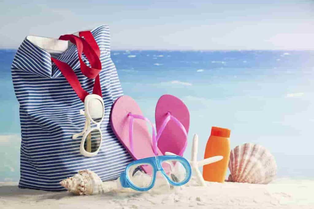 beach vacation tips beach bag essentials