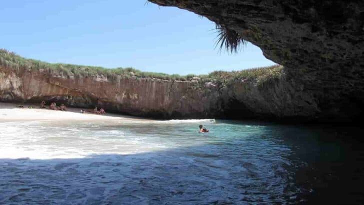 Hidden Beach Marieta Islands- Find The Surprising Beauty of Mexico's Island Beach Playa