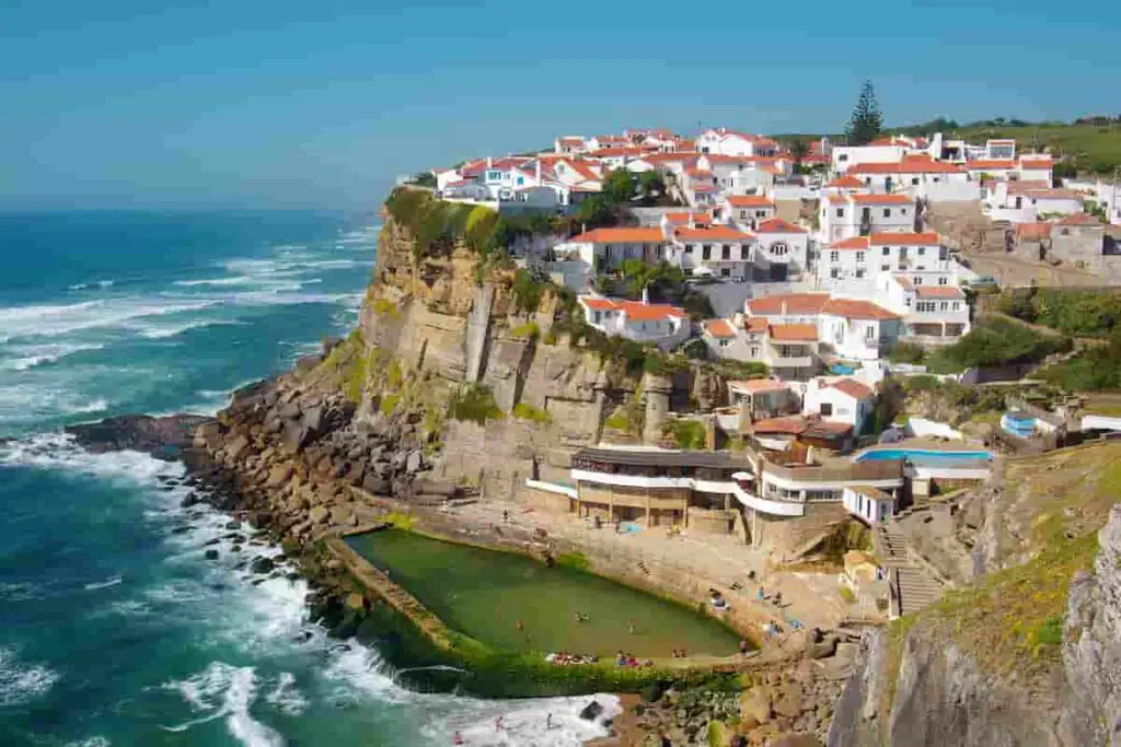 Most Affordable Beach Towns in Portugal - picturesque towns to live cheaply