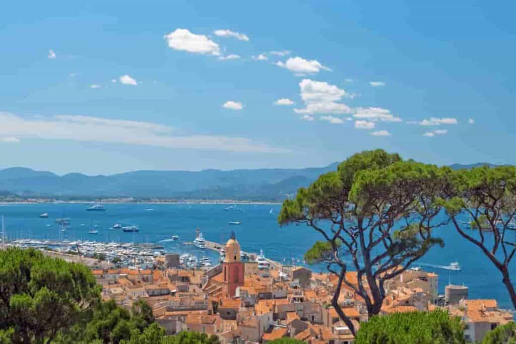 St Tropez is a beautiful beach town with perfect conditions - sun, beach and sand