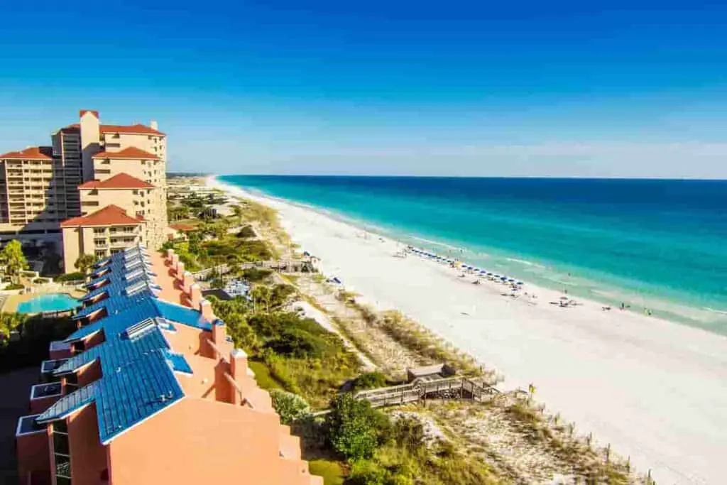 Beach vacation spots with a beach in Florida