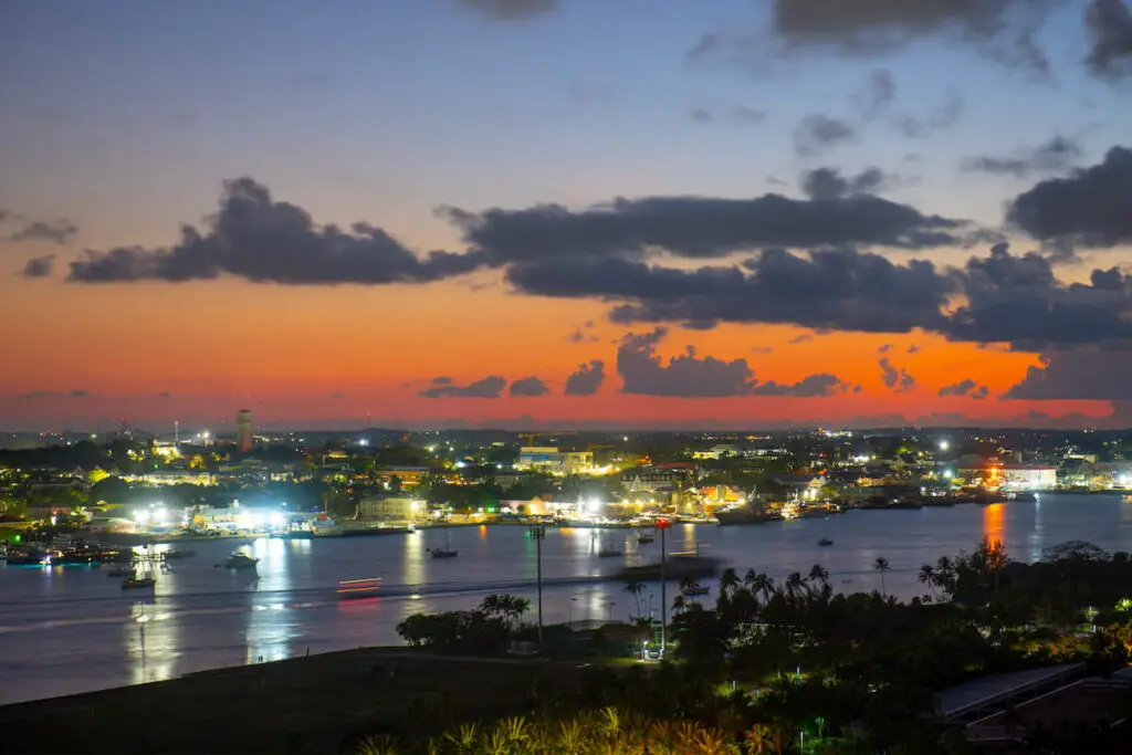 the bahamas at night - balmy and beautiful, especially in May