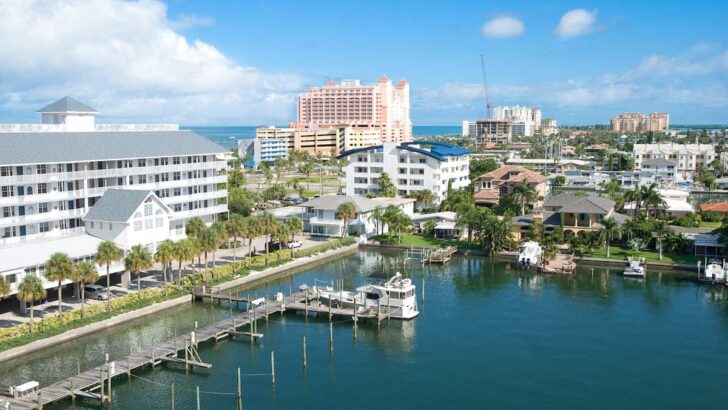 Tampa&rsquo;s Seaside Sanctuaries 7 Top Tampa Beach Towns [For Your Ultimate Escape]
