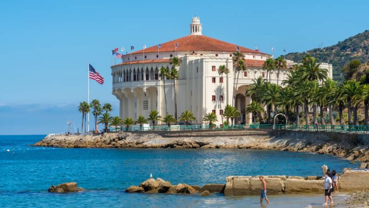 Catalina Island Beach Getaway Uncover 7 Of The Most Stunning Beaches