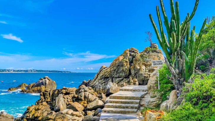 Best Beach Towns in Oaxaca: Your [Ultimate] Guide to 7 Coastal Escapes