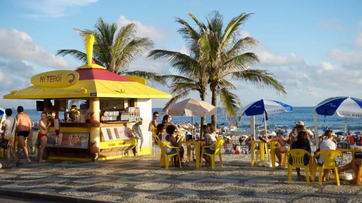 Coastal Cuisine Your Guide To The Best Beach Food Stands