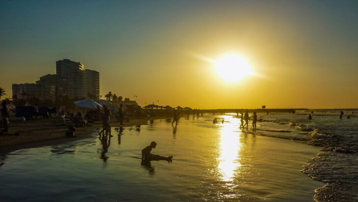 Best Beach Towns To Live In South America A List Of 9 Top Spots