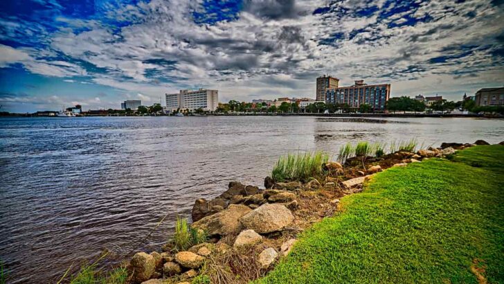 Quaint And Charming Discover The Best 9 Beach Towns In The Carolinas