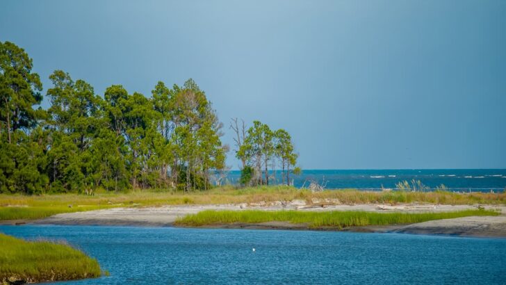 7 Picturesque Beach Towns Near Charleston Sc Perfect Getaways For Your Vacation